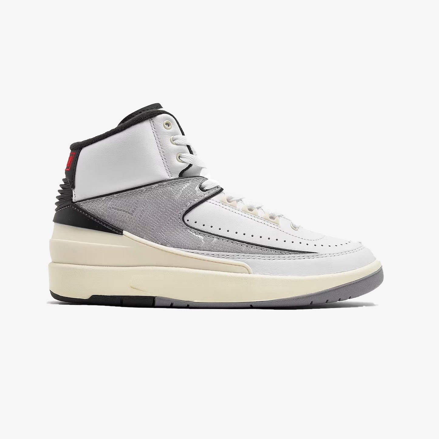 Jordan | AIR JORDAN 2 RETRO  { WHITE/FIRE RED-BLACK-SAIL