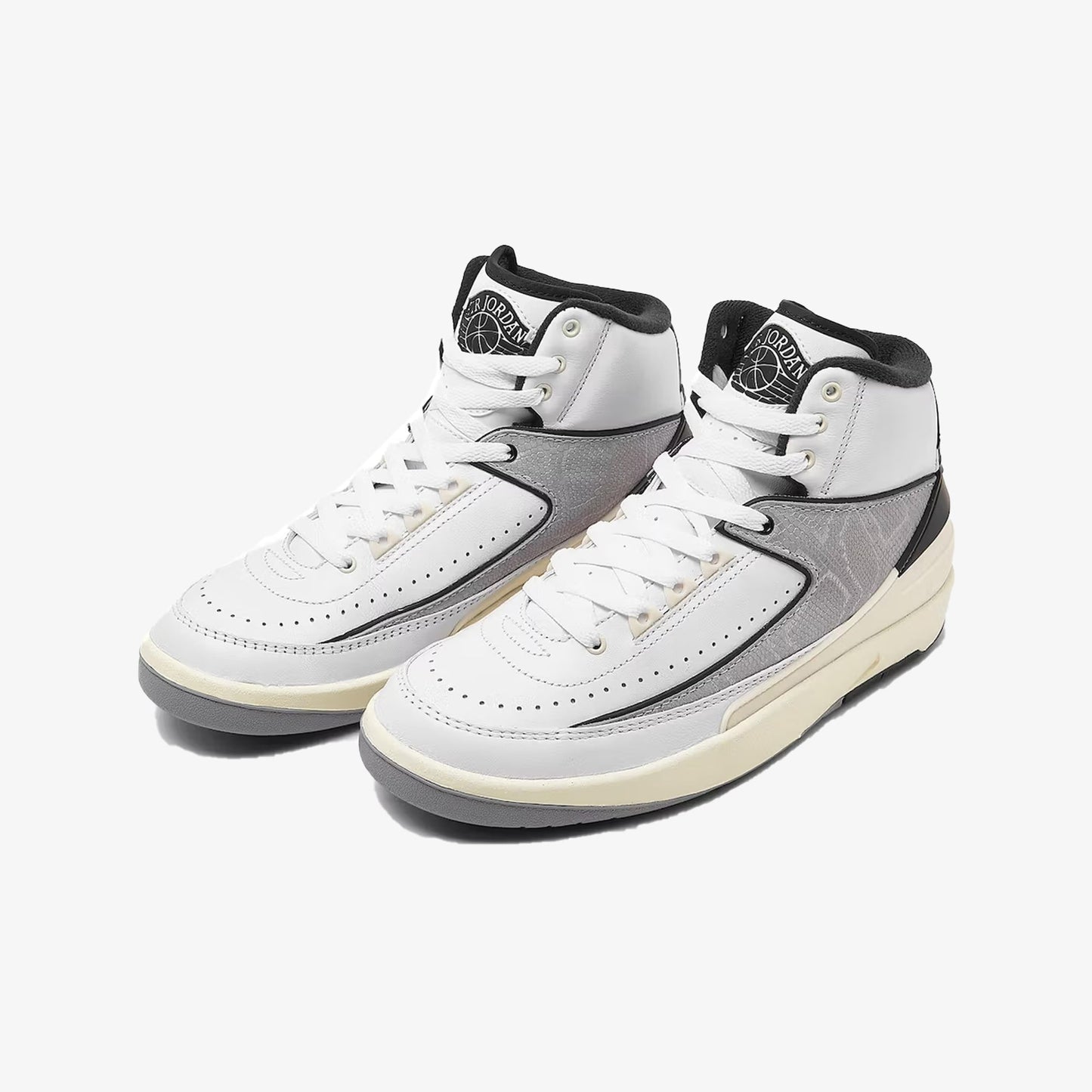 Jordan | AIR JORDAN 2 RETRO  { WHITE/FIRE RED-BLACK-SAIL