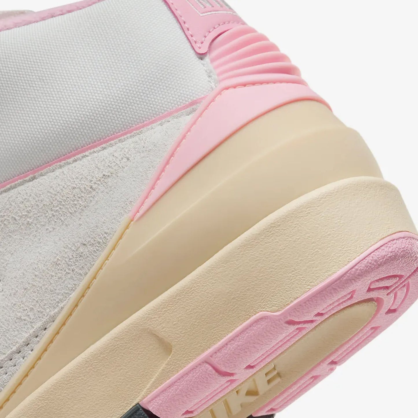 WMN'S AIR JORDAN 2 RETRO  'SUMMIT WHITE/GYM RED-MED SOFT PINK'