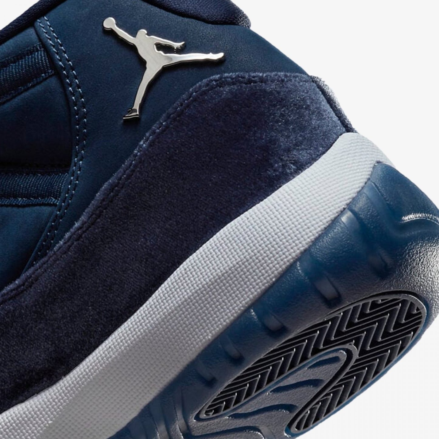 WMN'S AIR JORDAN 11 RETRO 'MIDNIGHT NAVY/METALLIC SILVER'